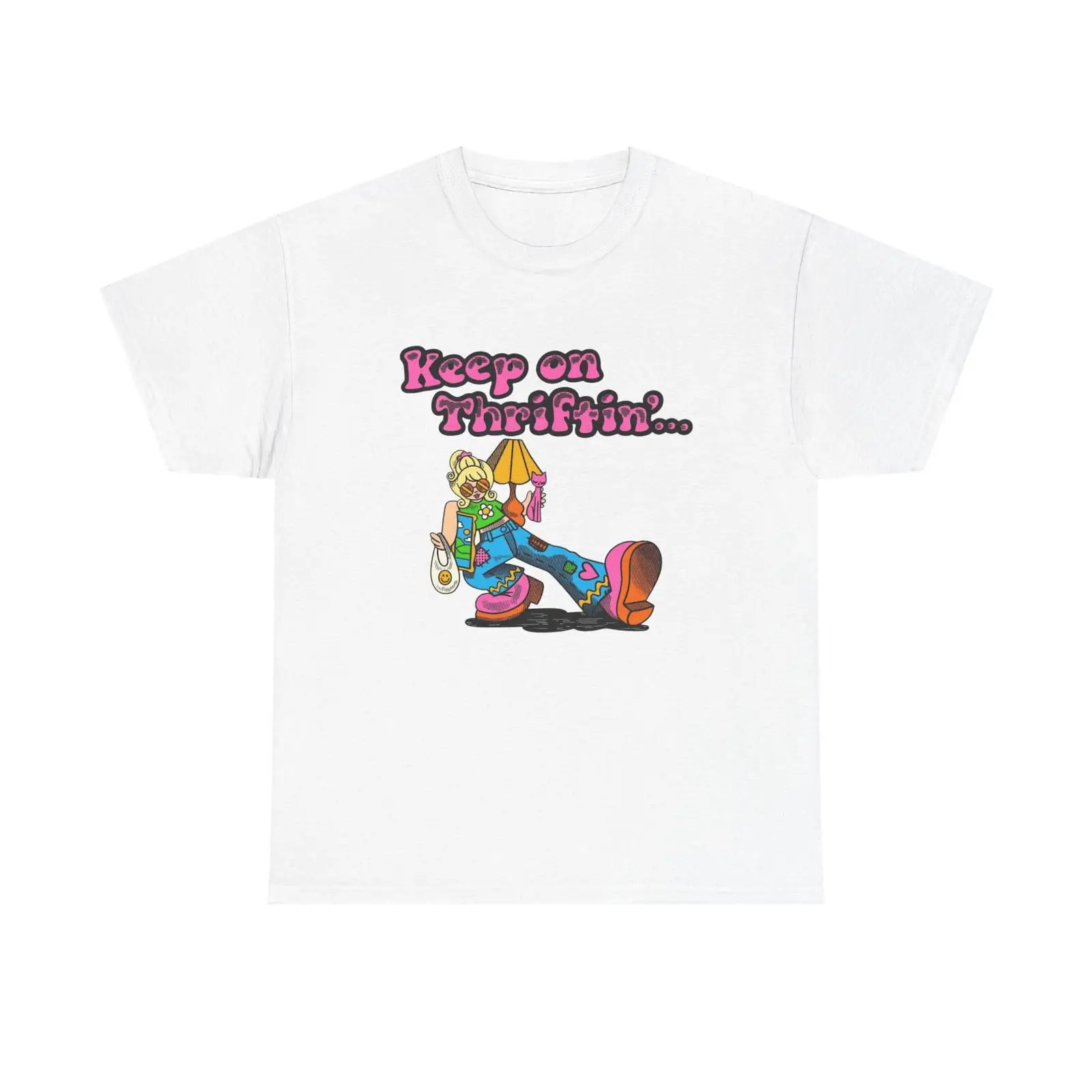 Thrift Vintage Fashion Usa - تي شيرت Keep On Thrifting Funny