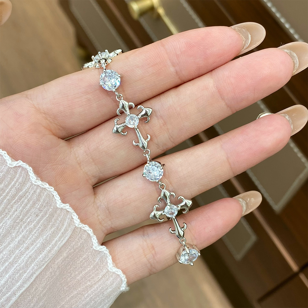 سوار Tiktok بنفس الطراز خفيف ف - مراجعة Vintage Fashion Tiktok وسعره