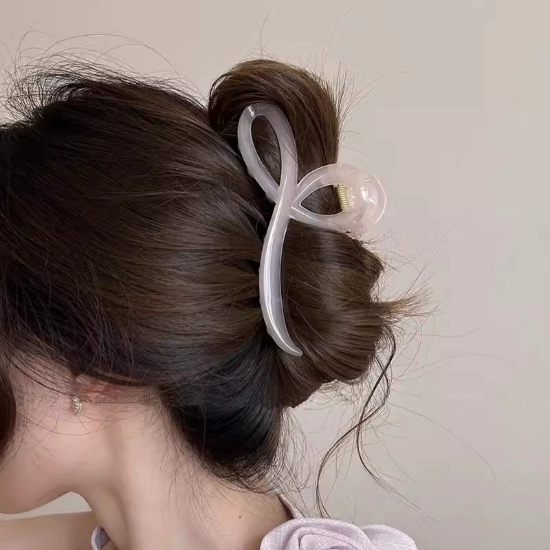 مشبك شعر أنيق بلون الجيلي على  - مراجعة Vintage Fashion Ornaments وسعره