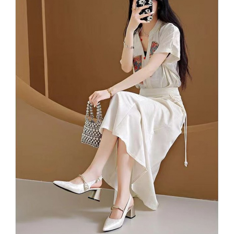 2026 صنادل نسائية أنيقة بمقدمة - مراجعة Vintage Fashion In 2026 وسعره